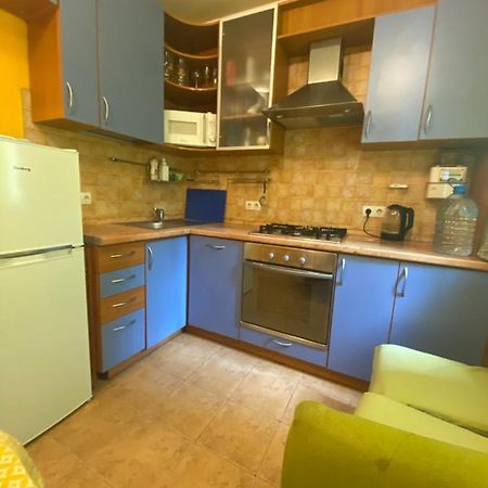 Adventure Apartment Kyiv Exterior photo